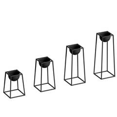 Set von 4 Design Übertöpfen / Kerzenhaltern mit Ständer Feliz Metall Schwarz
