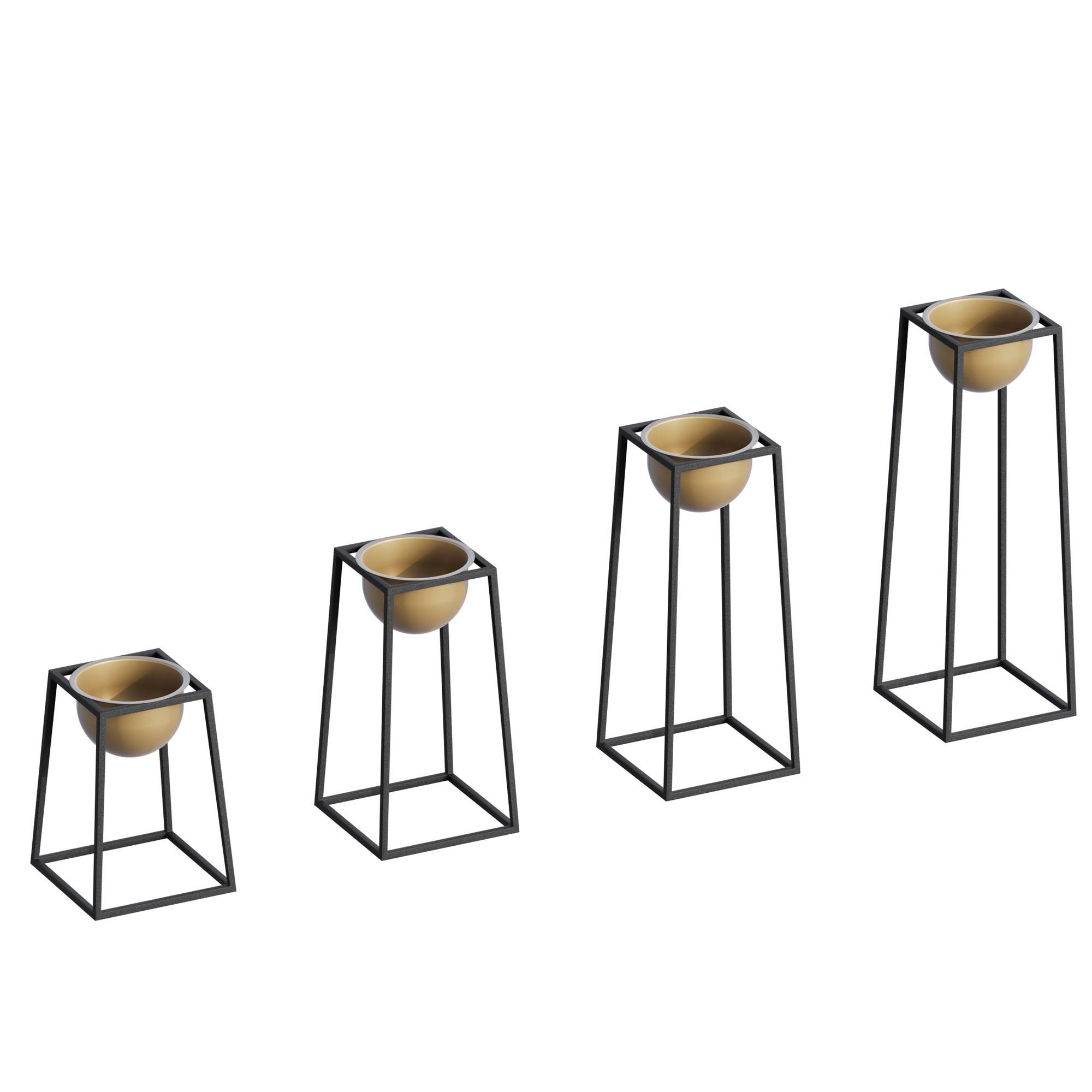 Set aus 4 Design Übertöpfen / Kerzenhaltern mit Ständer Feliz Metall Schwarz und Gold