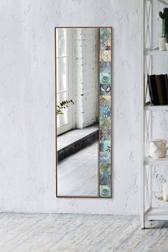 Miroir décoratif Hélène L50xH152cm Verre trempé et Bois massif foncé Motif à droite Faïence Nuances de bleu