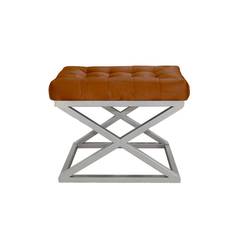 Taburete Ulad de metal plateado y terciopelo terracota, asiento tapizado