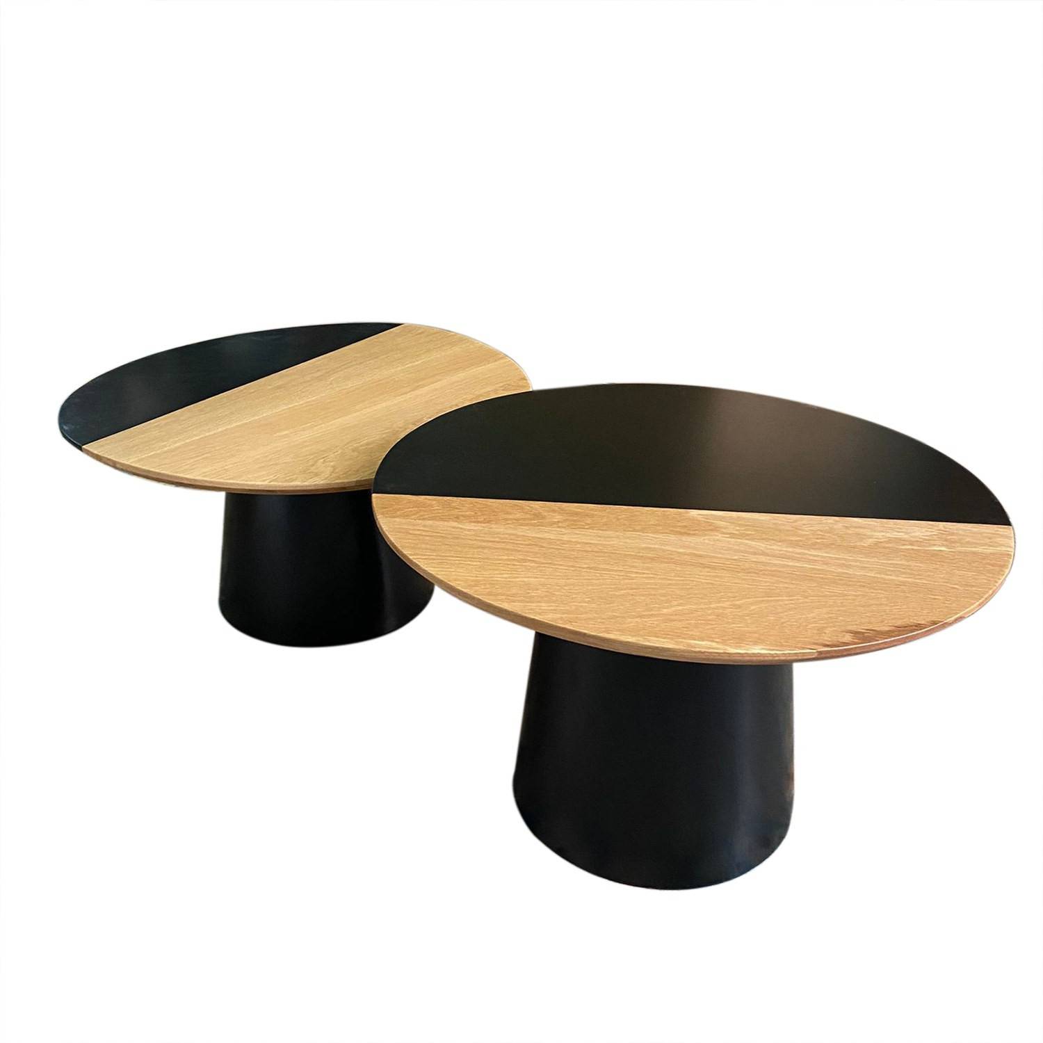 Set di 2 tavolini nidificanti Zalia in legno nero e rovere chiaro