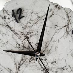 Horloge à poser design Galazi L18xH20cm Noir et Effet marbre Blanc
