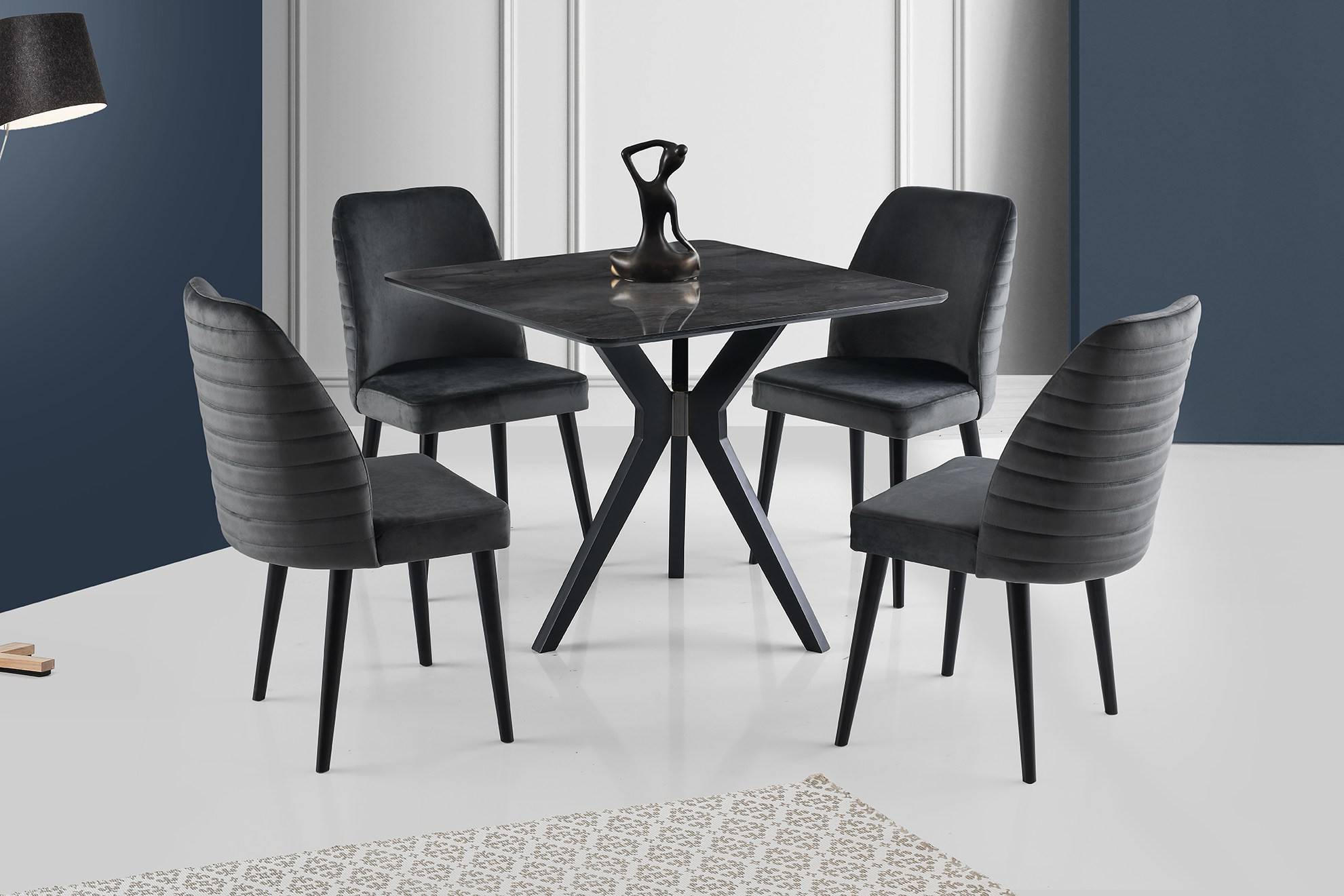 Table salle à manger carrée Sorcha Noir et Effet marbre Noir