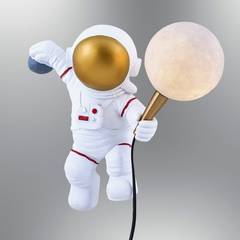 Akers Wit en Goud Hangende Kosmonaut Wandlamp