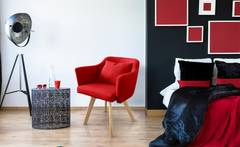 Scandinavische Dantes stoel / fauteuil rode stof