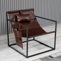 Solina fauteuil in industriële stijl van zwart metaal en bruin kunstleer