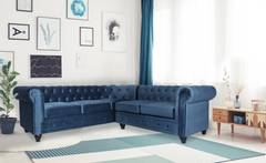 Sofá chaise longue estilo chester Gustave terciopelo azul