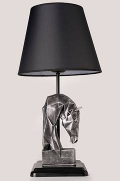 Lámpara de mesa cabeza de caballo geométrica Replica D24xH50cm Tela negra y metal plateado
