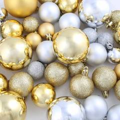 Pak van 100 Ida zilveren en gouden kerstballen