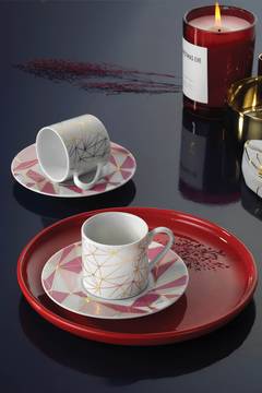 Set mit 2 Mahala Kaffeetassen und Untertassen aus Porzellan, geometrisches Muster, Gold, Weiß und Rosa