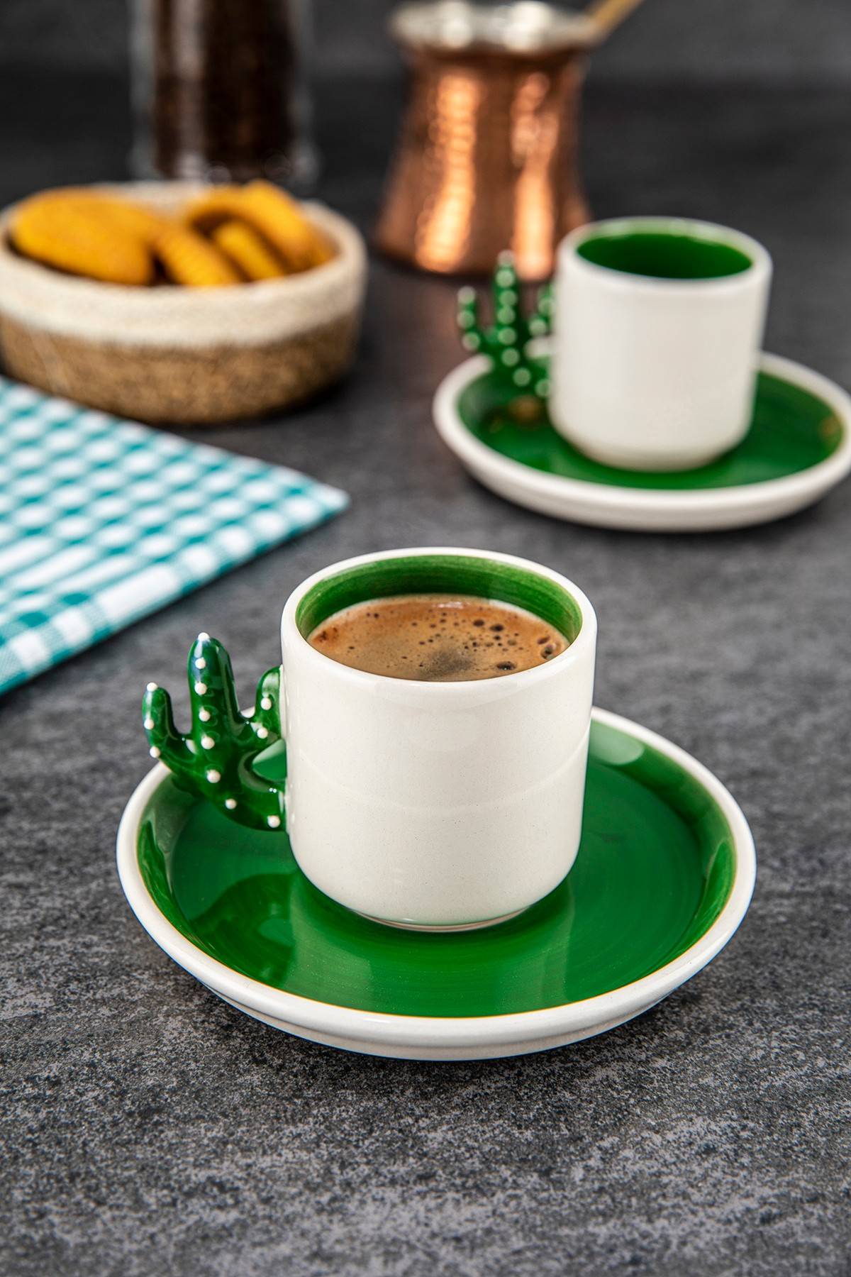 Set aus 2 Kaffeetassen und Untertassen Indica 110ml Keramik mit Kaktusmotiv Weiß und Grün