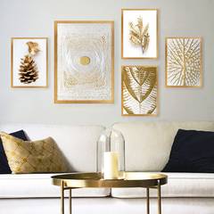 Set mit 5 gerahmten Gemälden Weißes Aranea Botanisches Muster und Gold und Weiße Rippe