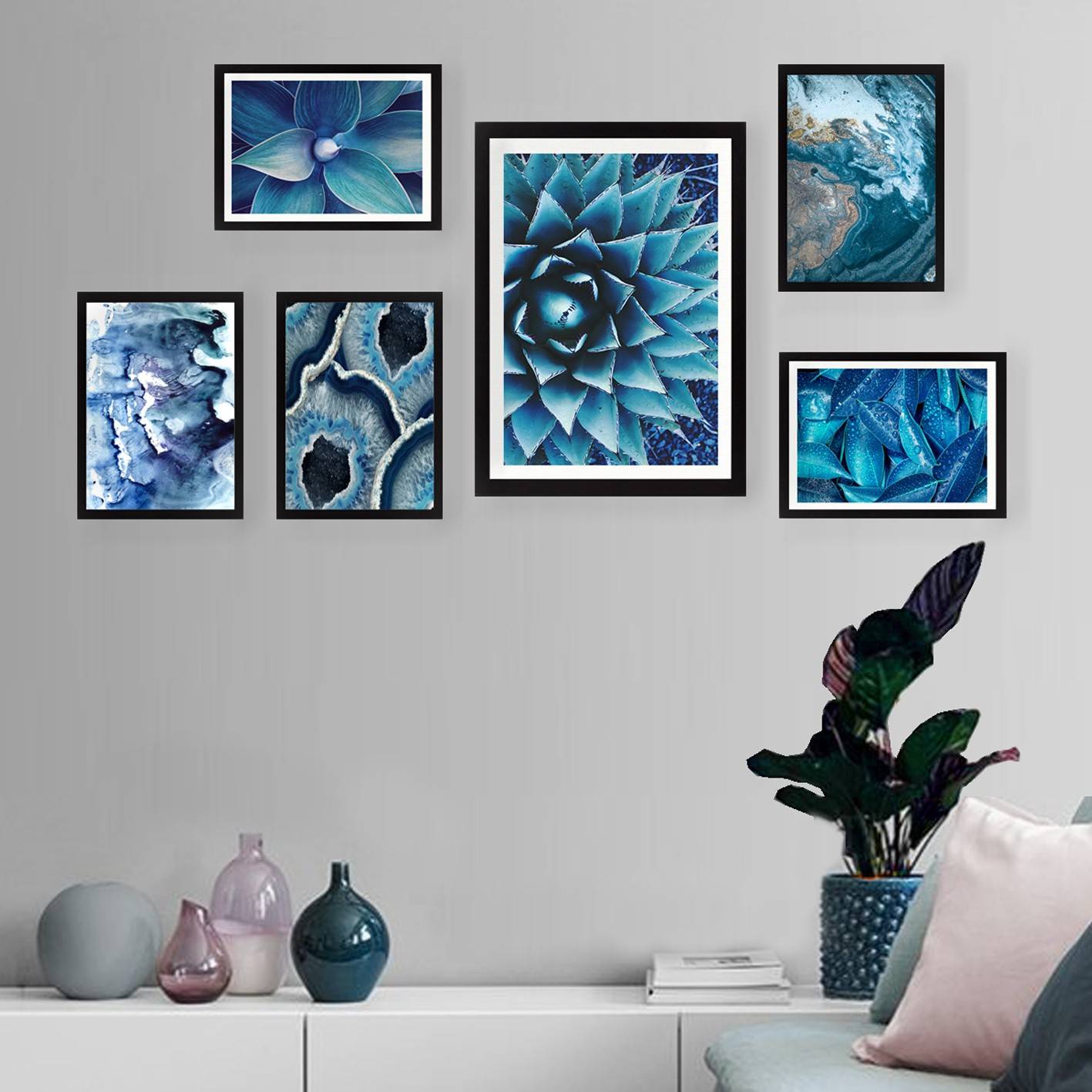 Set mit 6 gerahmten schwarzen Aranea-Gemälden Pflanzen und Mineralien in Blautönen