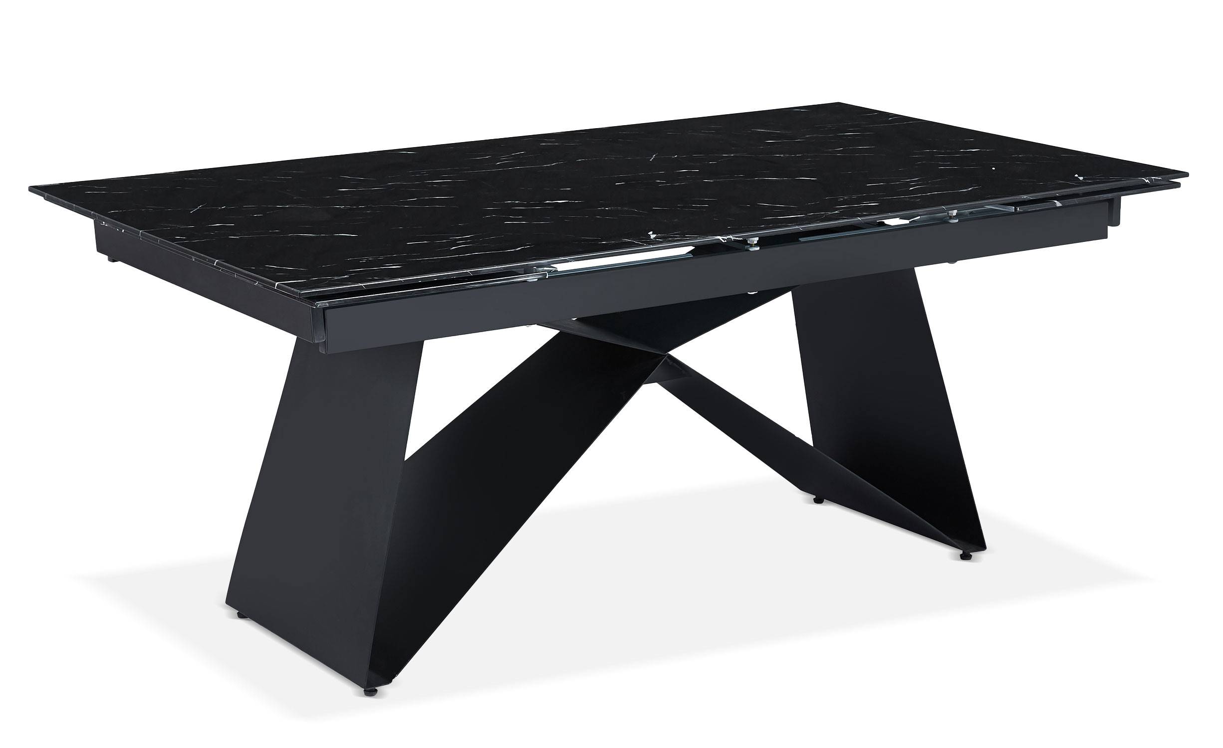 Mesa de comedor extensible Mogarie de cristal efecto mármol negro y patas metal negras