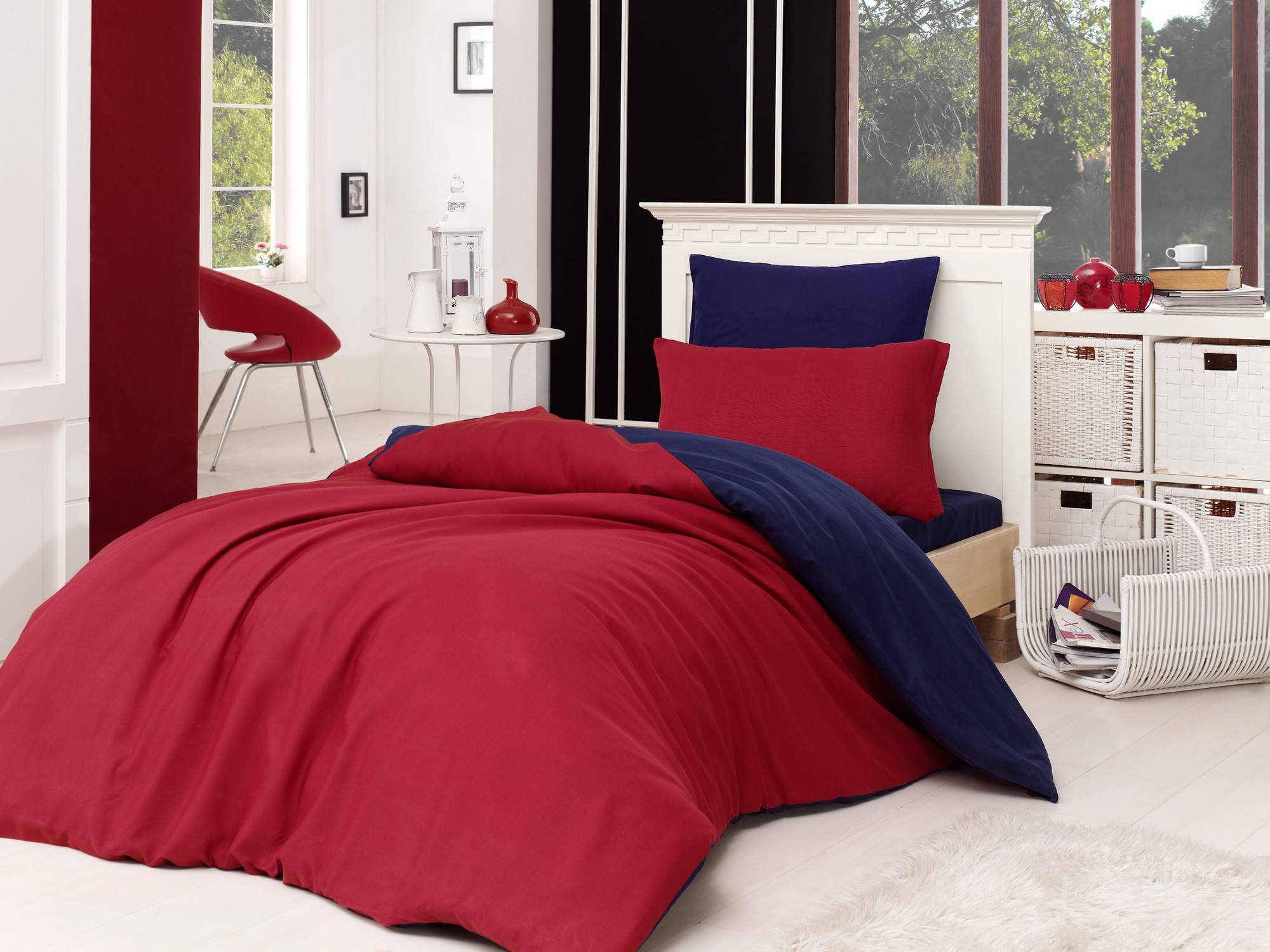 Zweifarbige Bettwäsche 160x220cm mit Flachbettlaken 160x240cm und Kissenbezug 50x70cm Duopligo Rot und Dunkelblau