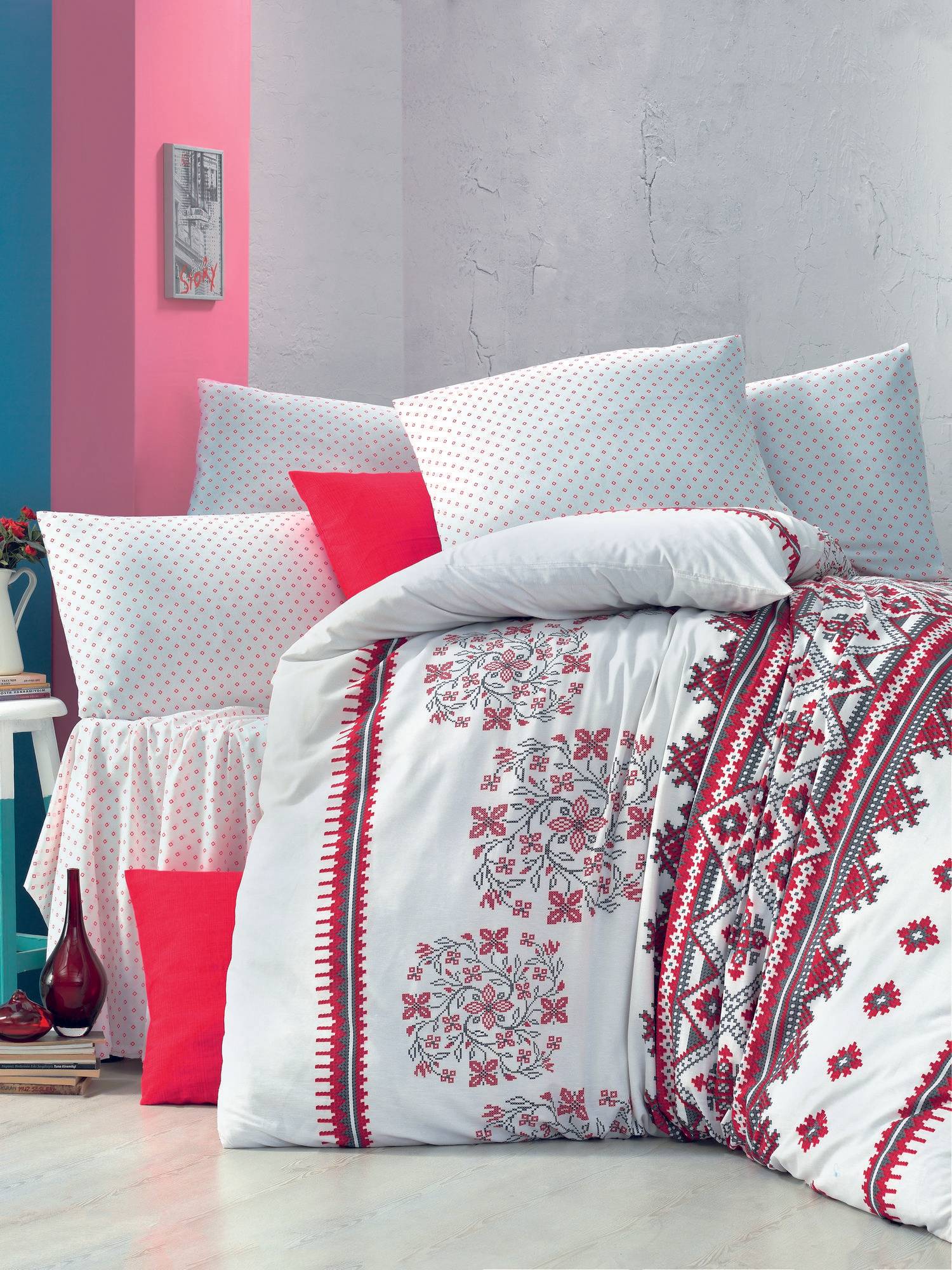 3-teiliges Set Einzelbettwäsche Noctis bedruckt mit Blumenkugeln und Fransen Baumwolle Polyester Weiß Rot Schwarz