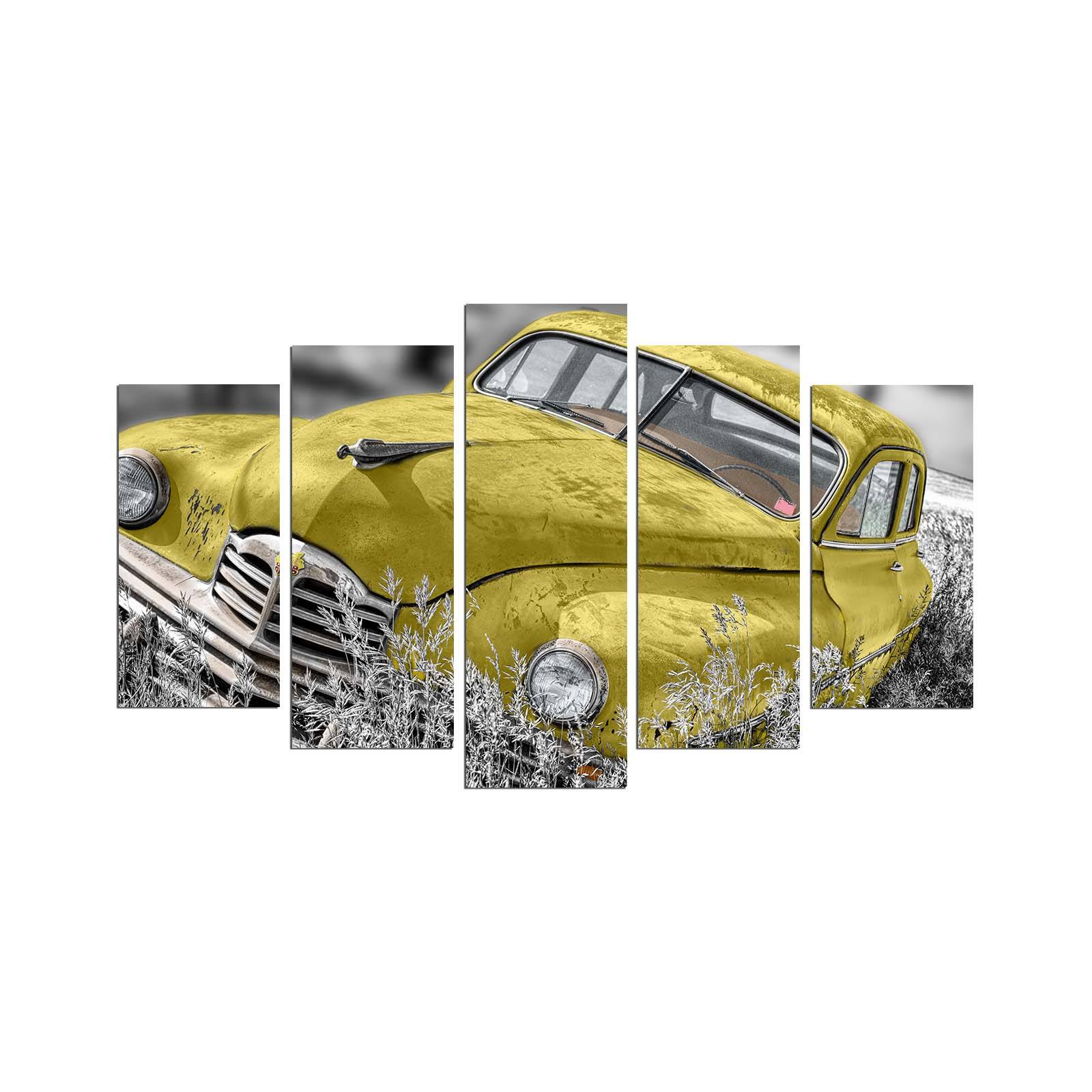 Pentittico Modello di auto d'epoca gialla Atos