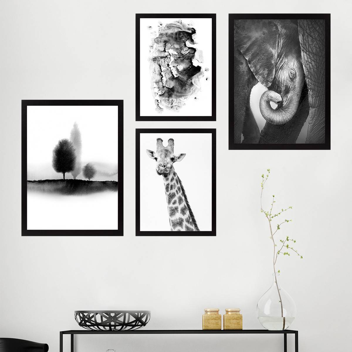 Set van 4 zwarte Aranea ingelijste doeken met savanne en Afrikaanse dieren in zwart-wit