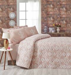 Set van sprei 240x220cm en 2 kussenslopen 60x60cm Riley Fabric Baroque Pattern Pink